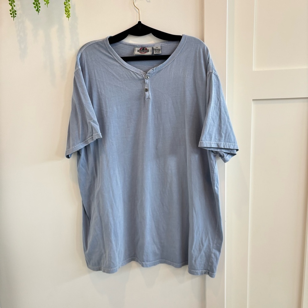 Field & Forest Outfitters Men's 2XL Henley Style Short Sleeve Baby Blue T-shirt